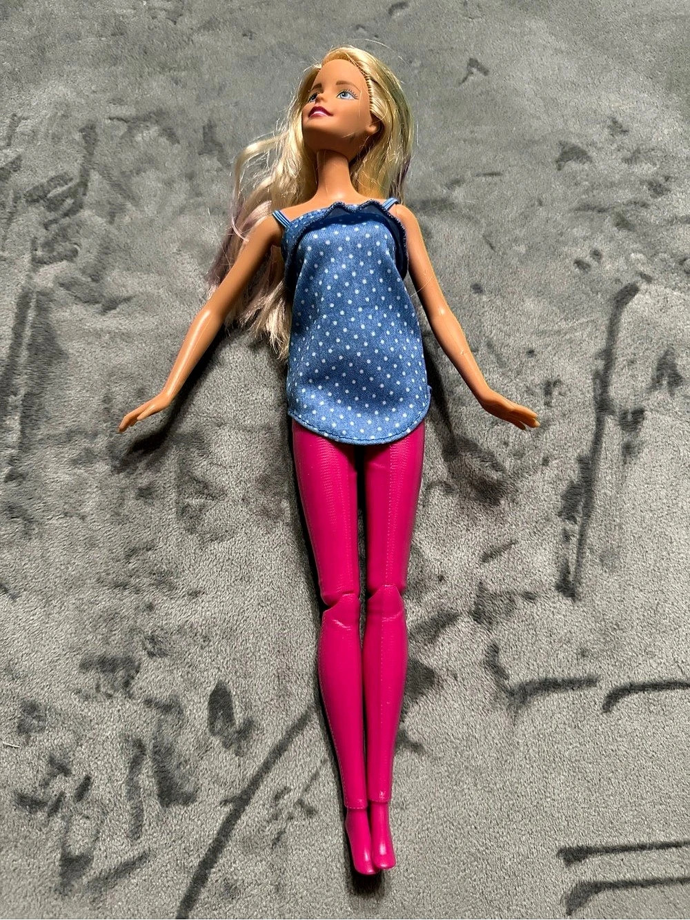 Mattel Barbie doll Blue Top Pink Pants